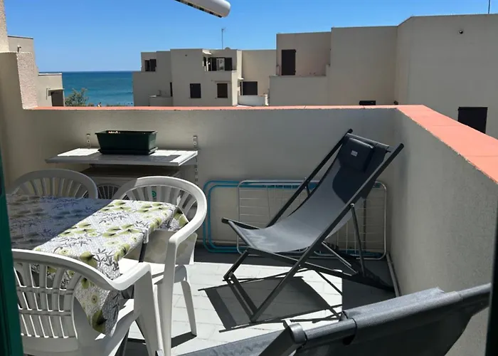 Appartement Meublé Tourisme Climatisé - Accès Direct - Vue Mer, Montagne - Terrasse - Parking - Le Barcarès
